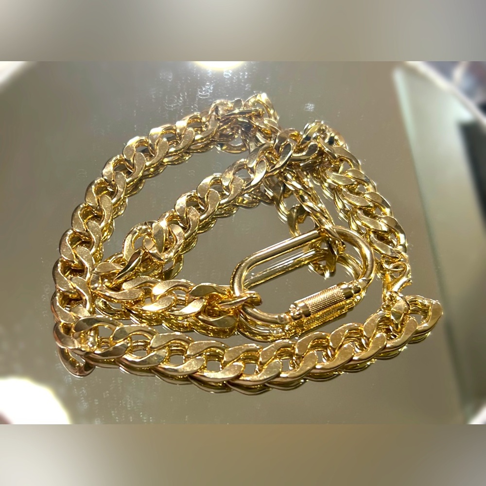 Gold Chainlink Necklace
